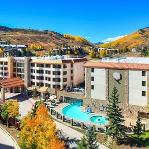 The Grand Lodge Hotel And Suites